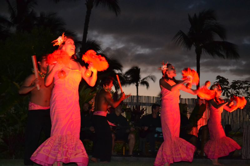 Tahitian dance in the ancient times